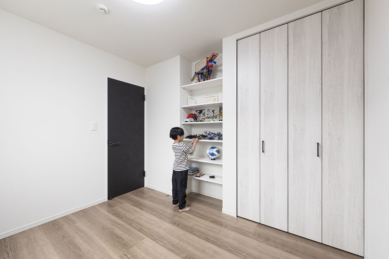 兼六土地建物 【小屋裏／家事動線／間取図】「オーソドックスだからこそ飽きない」。末永く愛せる家の建築実例画像7