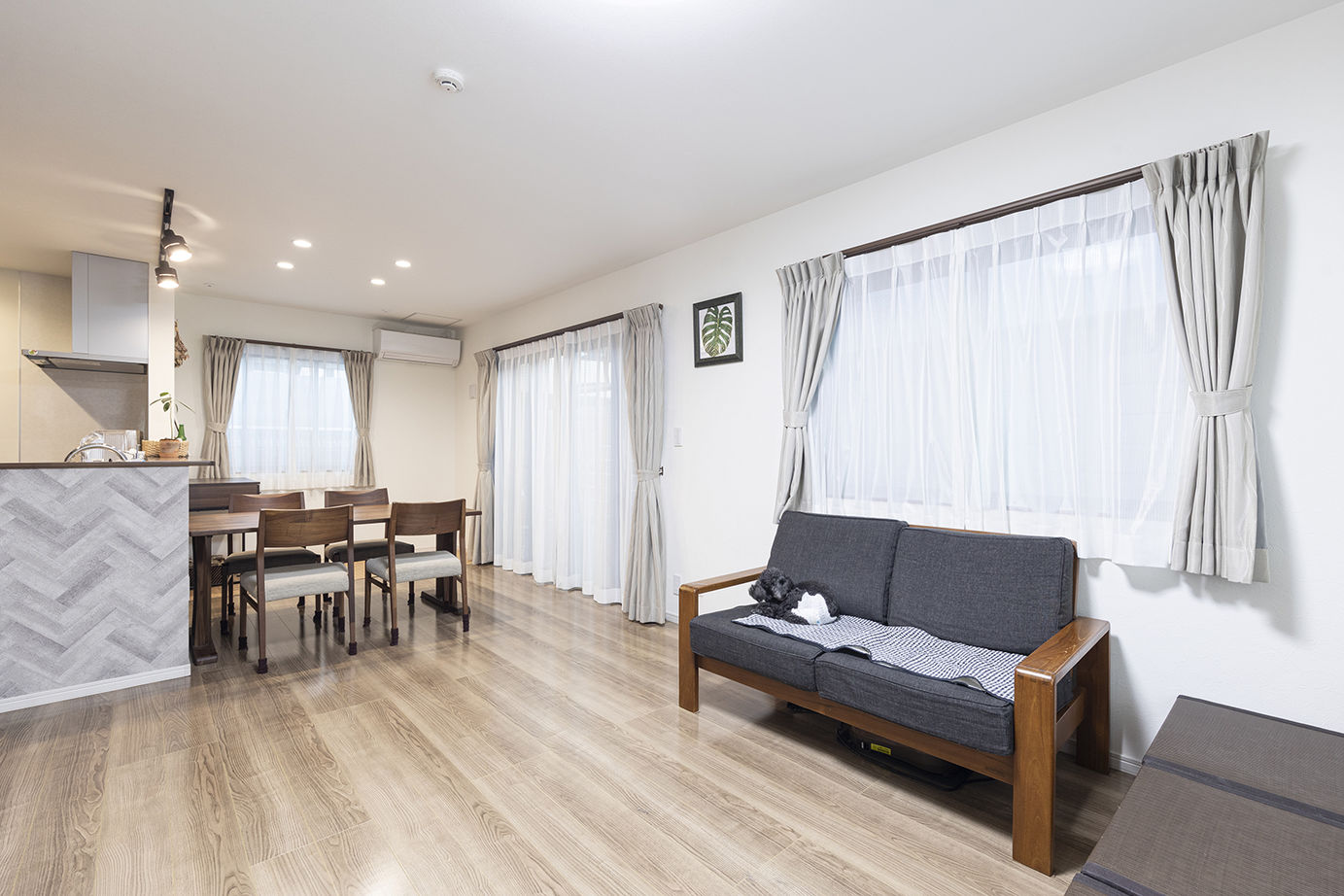 兼六土地建物 【2000万円台／三世帯住宅／4世代／間取図】４世代が気兼ねなく過ごせるストレスフリーな三世帯住宅の建築実例画像12