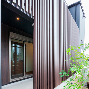 ワンダーホーム 開放的な空間が織り成す、昼と夜、2つの顔。照明デザインが美しいスタイリッシュな家の建築実例画像3