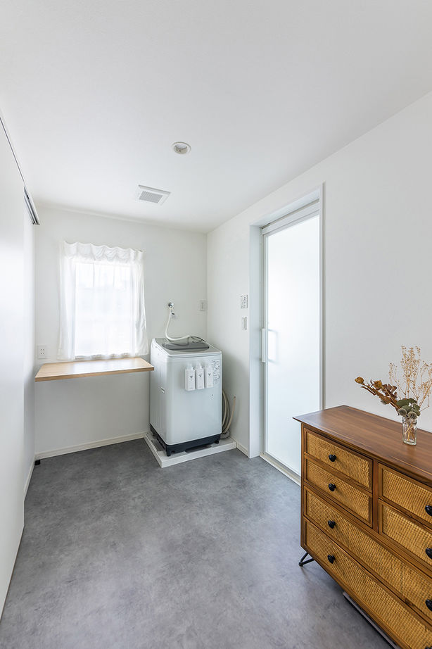 ワンダーホーム 【2000万円台｜間取り図｜30坪台】アメリカン×フレンチスタイル。三角屋根とグリーンの窓枠がおしゃれな家の建築実例画像8