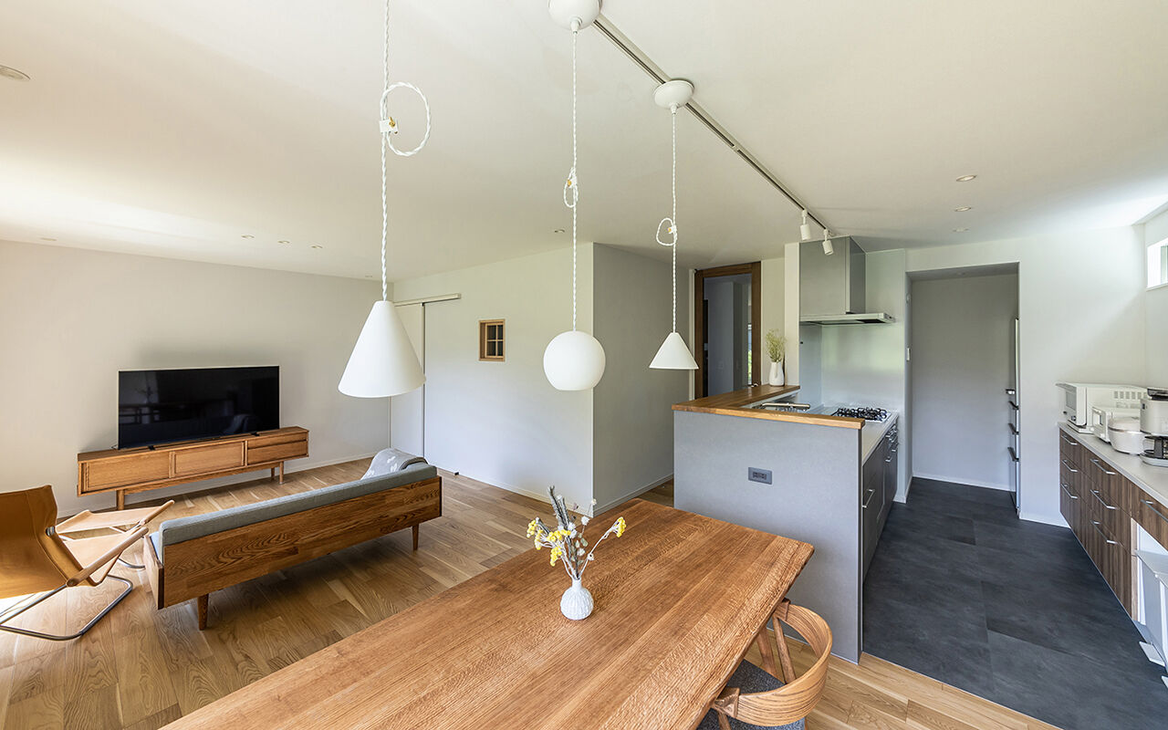 ワンダーホーム 【30坪台／収納充実／ランドリールーム／土間】“ガビオン”のある家。広めの土間収納の使い勝手がいい！の建築実例画像2