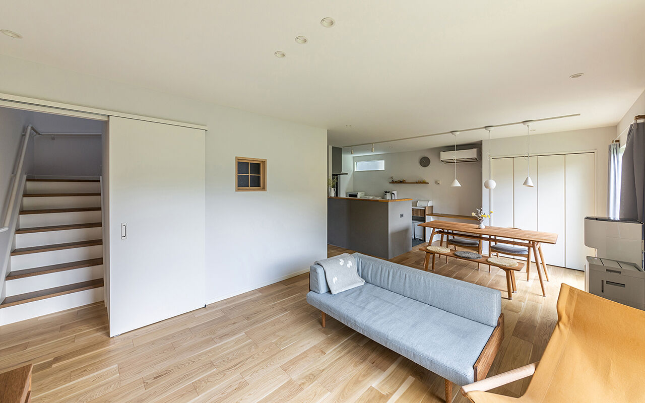 ワンダーホーム 【30坪台／収納充実／ランドリールーム／土間】“ガビオン”のある家。広めの土間収納の使い勝手がいい！の建築実例画像3