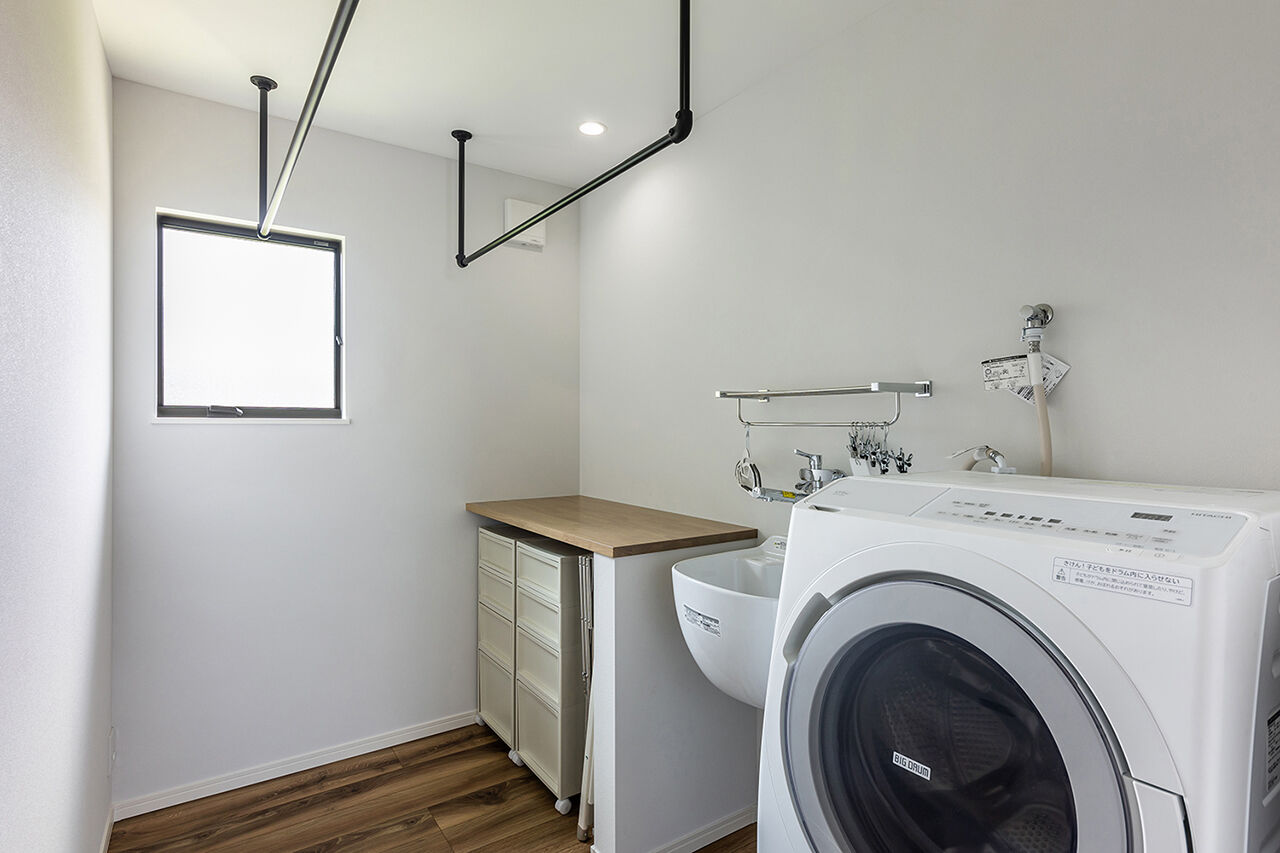 ワンダーホーム 【30坪台／収納充実／ランドリールーム／土間】“ガビオン”のある家。広めの土間収納の使い勝手がいい！の建築実例画像5