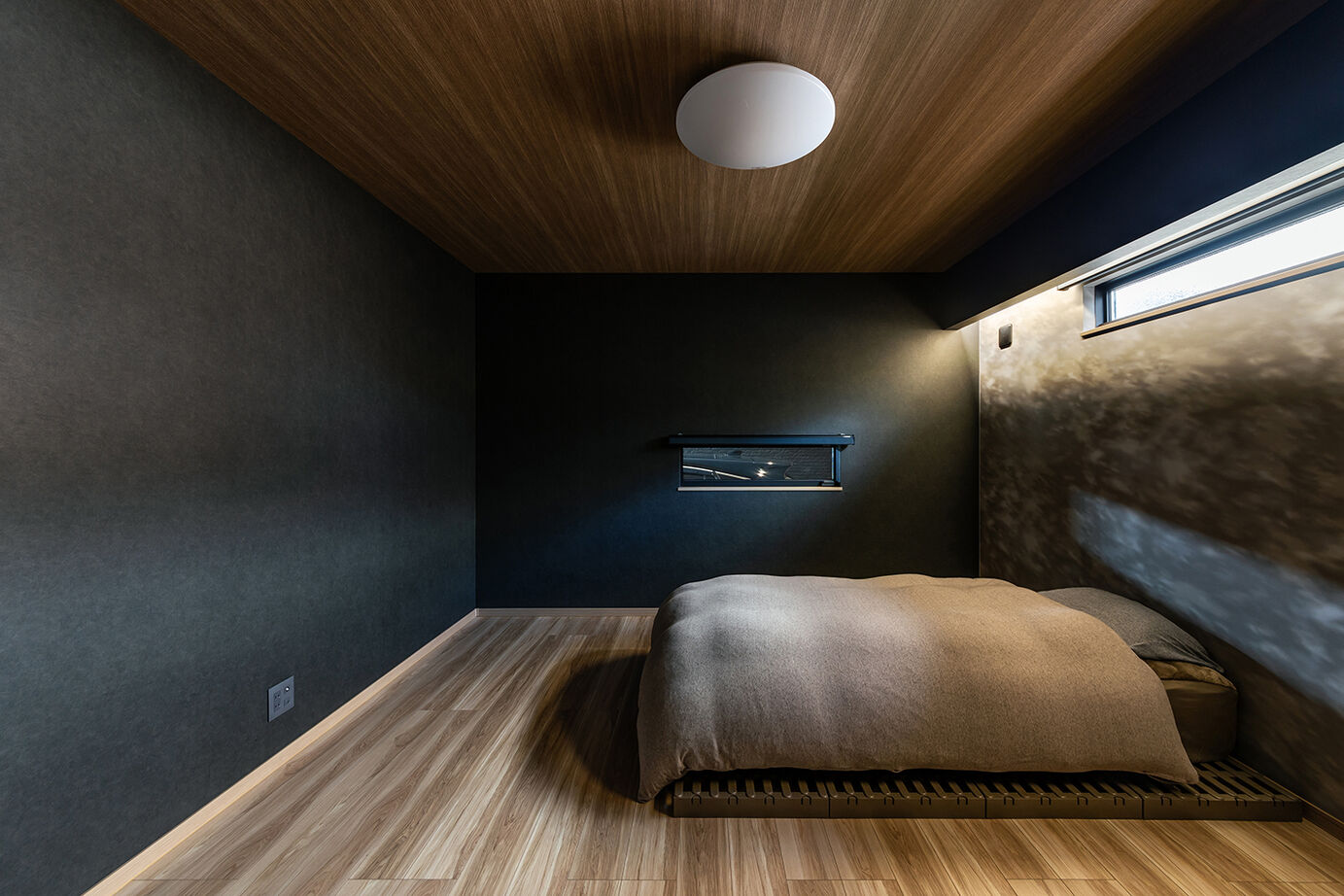 ワンダーホーム 家族みんなが快適に暮らせる、ナチュラルモダンなガレージハウスの建築実例画像6