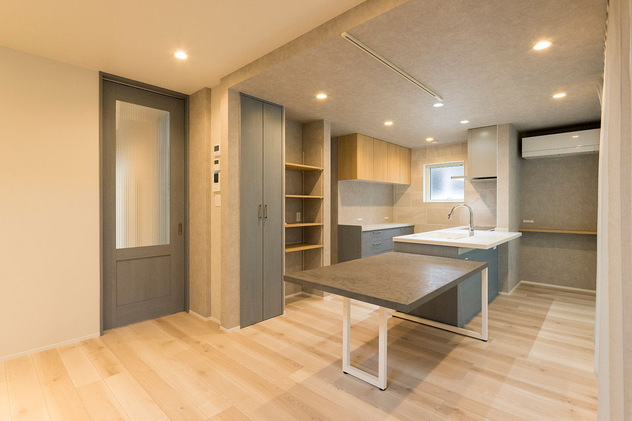 ハウジング光陽 【4000万円台】収納プランとデザインにこだわったインナーガレージのある住まいの建築実例画像2