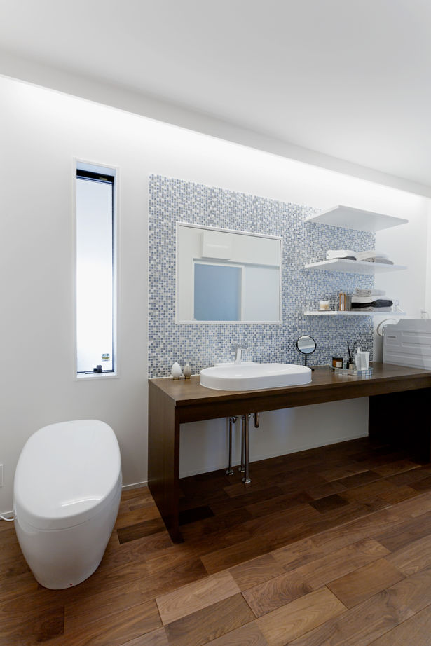 無垢スタイル建築設計 【3000万円台/40坪台/デッキ/間取図有】30畳＋14畳の開放感は圧巻！ラグジュアリーモダンな無垢の家の建築実例画像4