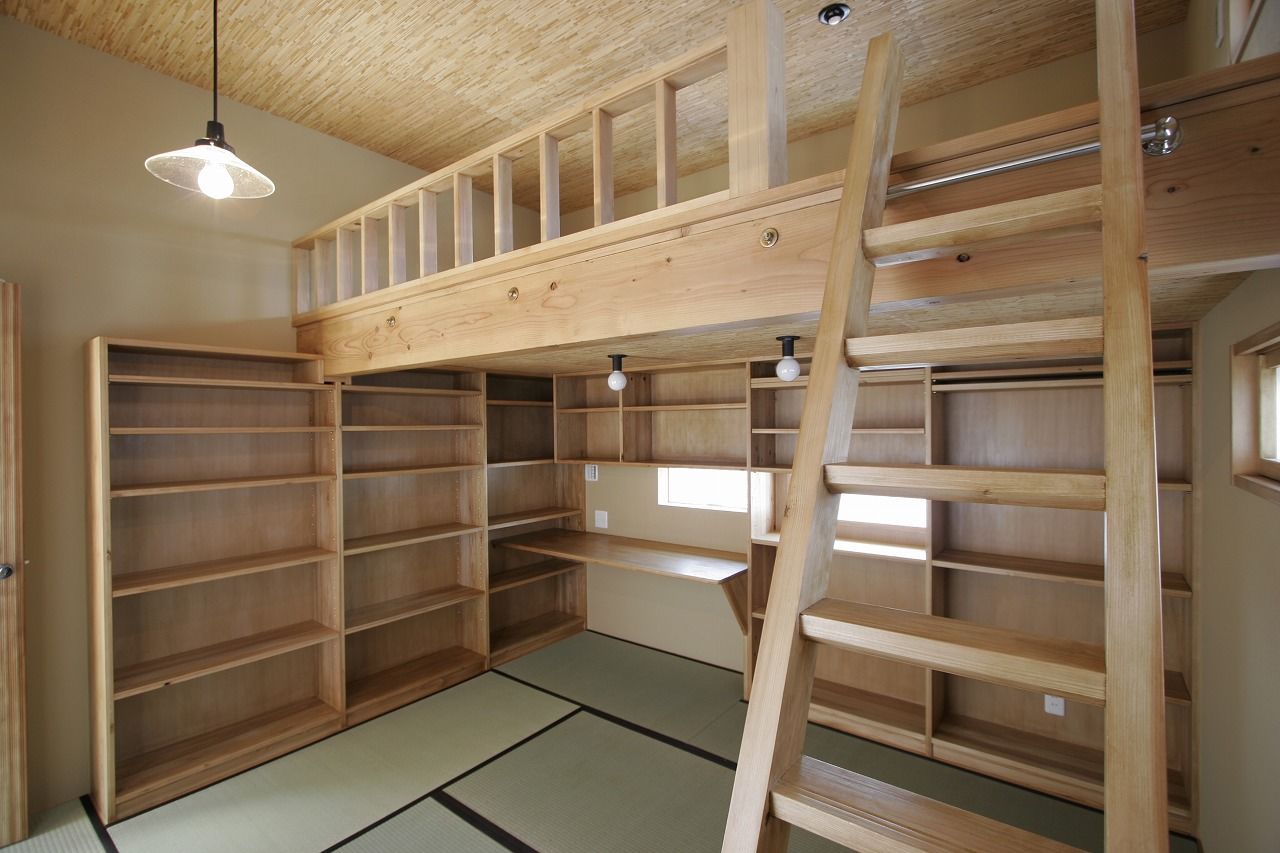 無垢スタイル建築設計 【5000万円台/60坪台/中庭/2階リビング】自然素材の心地よさに包まれ、陶芸に没頭できる工房のある家の建築実例画像6