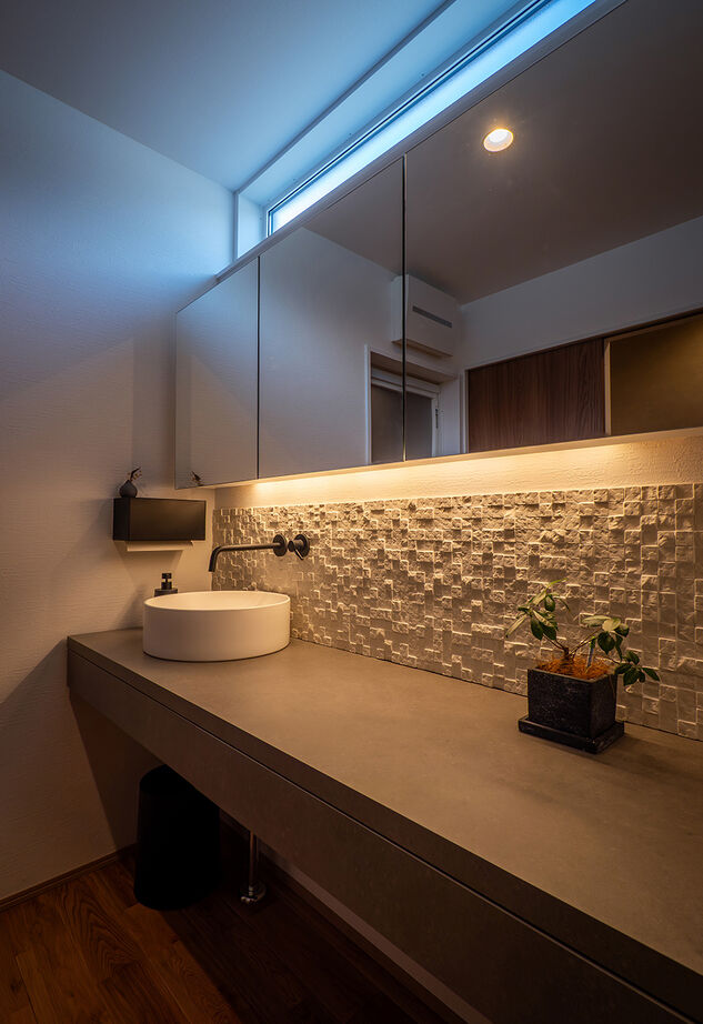 無垢スタイル建築設計 【2700万円／平屋／収納充実／間取図】家族とともに成長する美しい自然素材で満たされた平屋の建築実例画像8