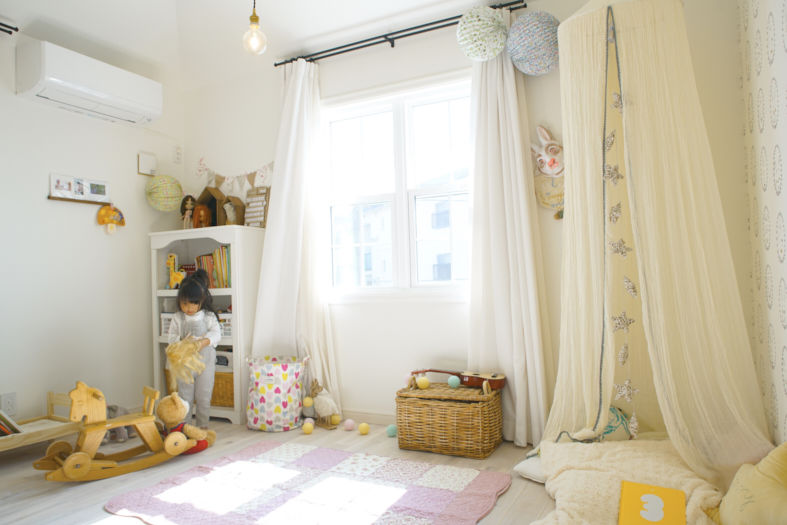 アップルヤードデザイン 【横浜市/2000万円台/間取図有/お城みたいな家/吹き抜け】店舗併用・フレンチモダンスタイルの輸入住宅の建築実例画像9