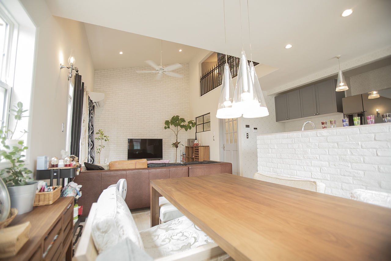 アップルヤードデザイン 【川崎市/2000万円台/間取図有】インテリアのプロが建てたフレンチアパルトマンスタイルの家の建築実例画像3