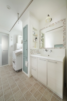 インターデコハウス新潟/エクセレントホーム フランスで見た家をイメージ。飾って楽しむフレンチスタイルの家の建築実例画像4