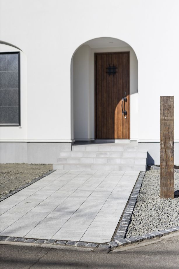 インターデコハウス新潟/エクセレントホーム 【2000万円台/3LDK/32.1坪】リゾートの解放感と快適性能を実現した、吹き抜けのある家の建築実例画像2