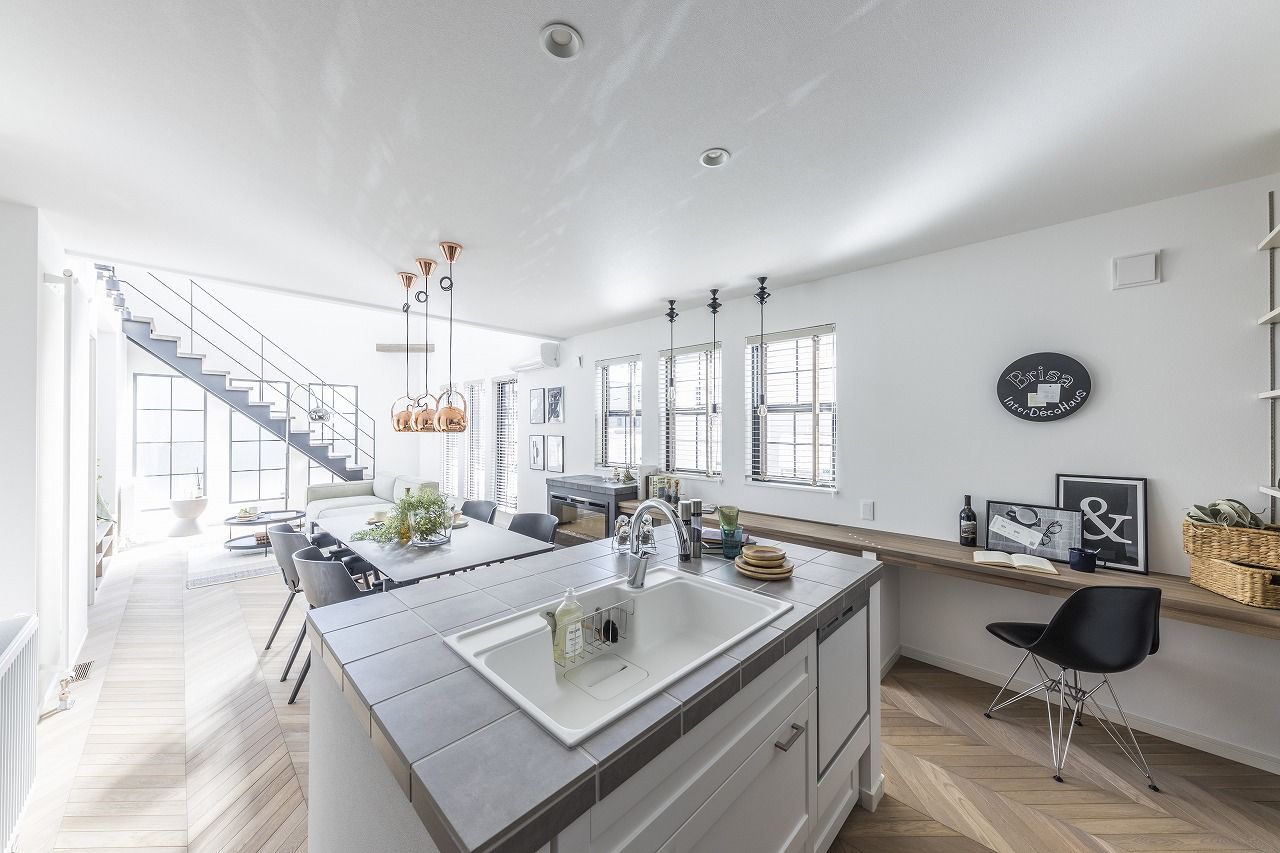 インターデコハウス新潟/エクセレントホーム 【2000万円台/3LDK/32.1坪】リゾートの解放感と快適性能を実現した、吹き抜けのある家の建築実例画像6