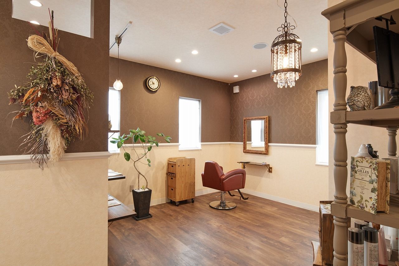 インターデコハウス新潟/エクセレントホーム 【3500～3999万円/44.8坪/店舗併用】造作のキッチンや洗面がこだわり、プロヴァンスの家の建築実例画像3