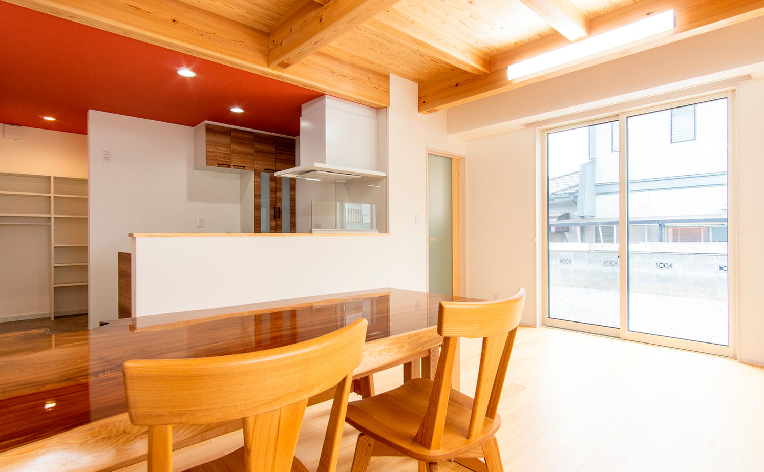 木の家専門店 たてみ 【1795万円｜間取り図有】高耐久な無垢の木で建てたZEH。キレイが長持ちするガルバリウム外壁の格好いい家の建築実例画像7