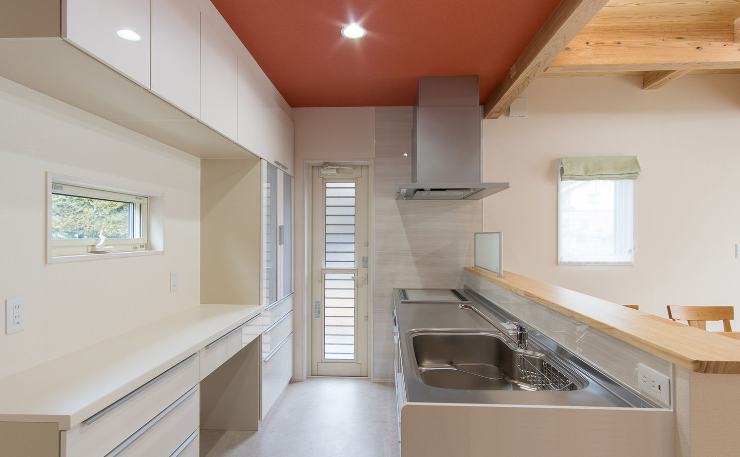 木の家専門店 たてみ 【2240万円｜間取り図有】大黒柱に刻んだ子どもの成長記録に幸せを感じる、国産無垢材で建てられたZEHの家の建築実例画像5