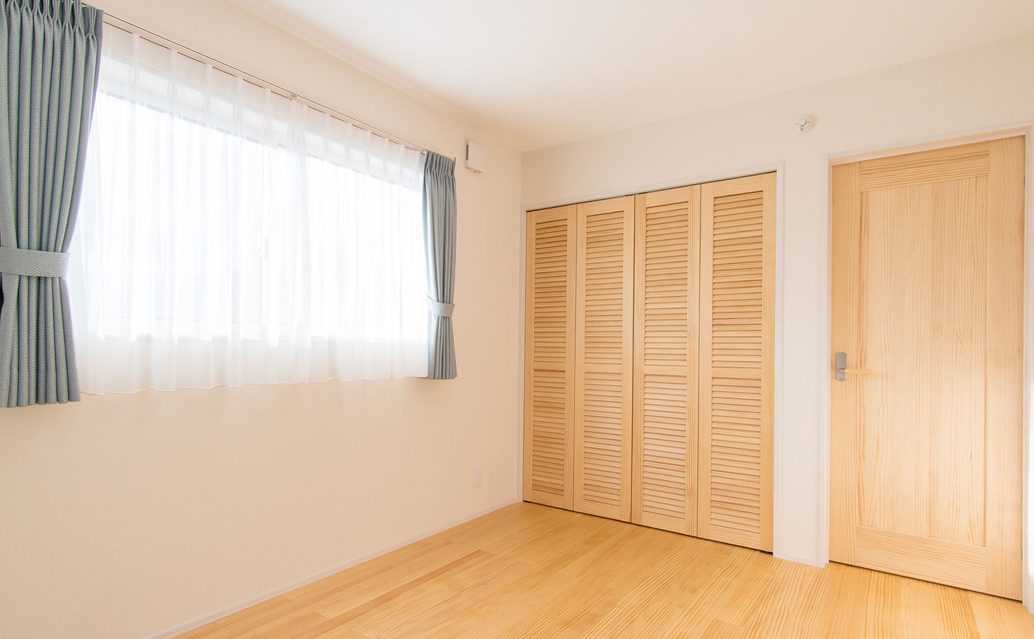 木の家専門店 たてみ 【2240万円｜間取り図有】大黒柱に刻んだ子どもの成長記録に幸せを感じる、国産無垢材で建てられたZEHの家の建築実例画像10