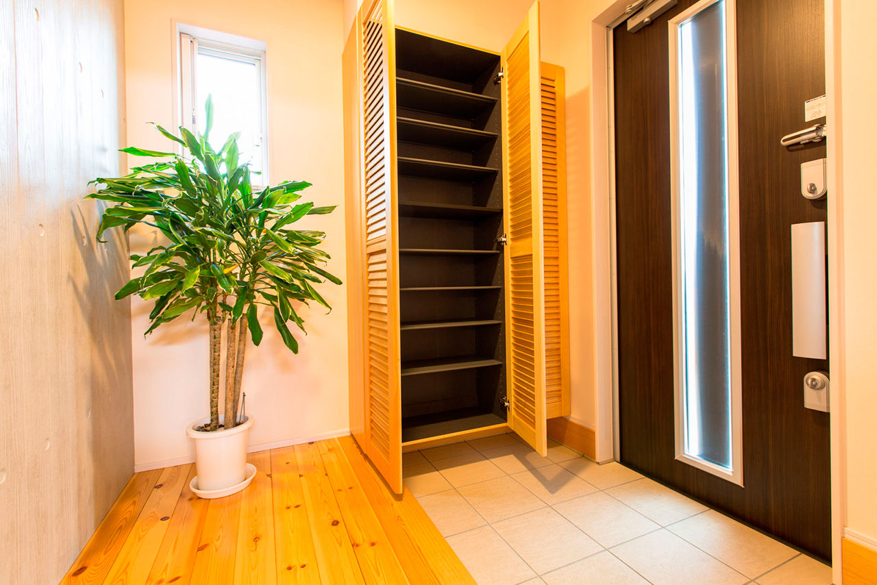 木の家専門店 たてみ 【2440万円｜間取り図有】広々LDKとデッキが繋がる開放的な無垢の家。嘘やごまかしがない明朗価格も魅力の建築実例画像10