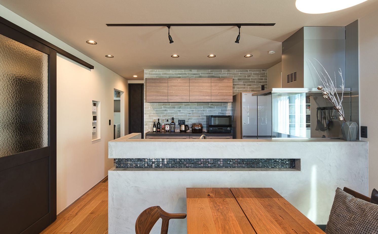 秋田建設工業 【四街道市/2700万円/40坪/間取】限られた敷地のなかで空間を縦に有効活用！ロフト付き2階リビングの住まいの建築実例画像8