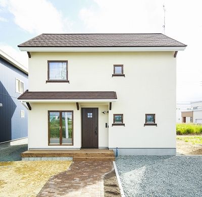 ナチュリエ新潟/エクセレントホーム 木のぬくもりとあたたかさが心地良い。大好きなインテリアや手作りの雑貨が似合うアンティークな住まいの建築実例画像2