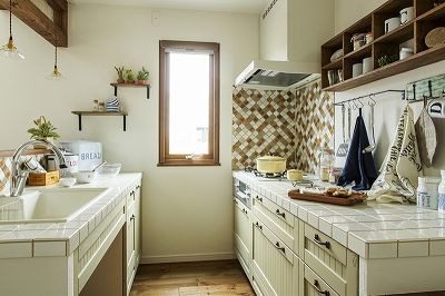 ナチュリエ新潟/エクセレントホーム 木のぬくもりとあたたかさが心地良い。大好きなインテリアや手作りの雑貨が似合うアンティークな住まいの建築実例画像3