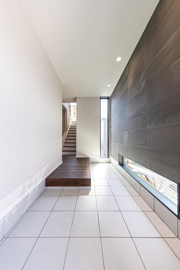 紀の国住宅 【和歌山県/間取り有】眺望と暮らしやすい動線を大切に。LDKから海の絶景を望むリゾートホテルのような家の建築実例画像10