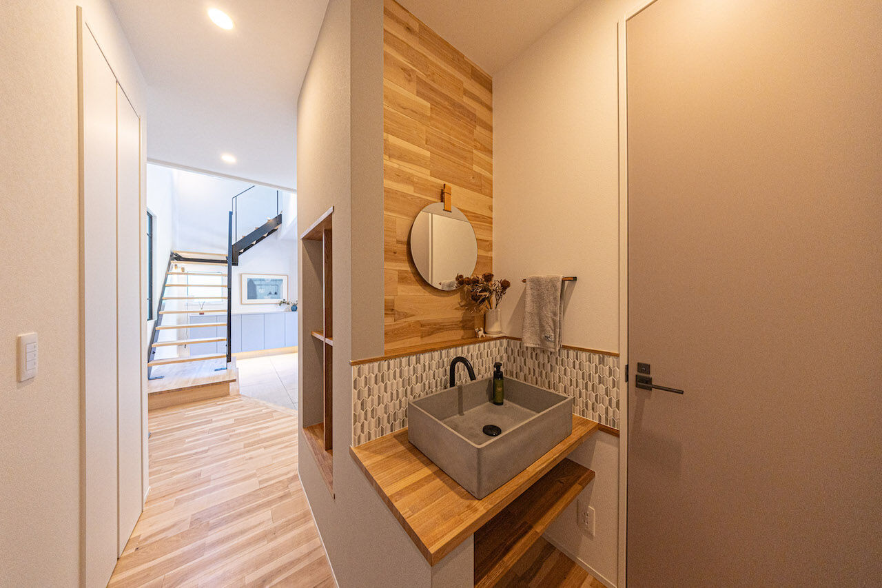 紀の国住宅 【和歌山/間取り図有】眺望や素材感を大切に。快適に暮らせる工夫が詰まった三角屋根の住まいの建築実例画像10