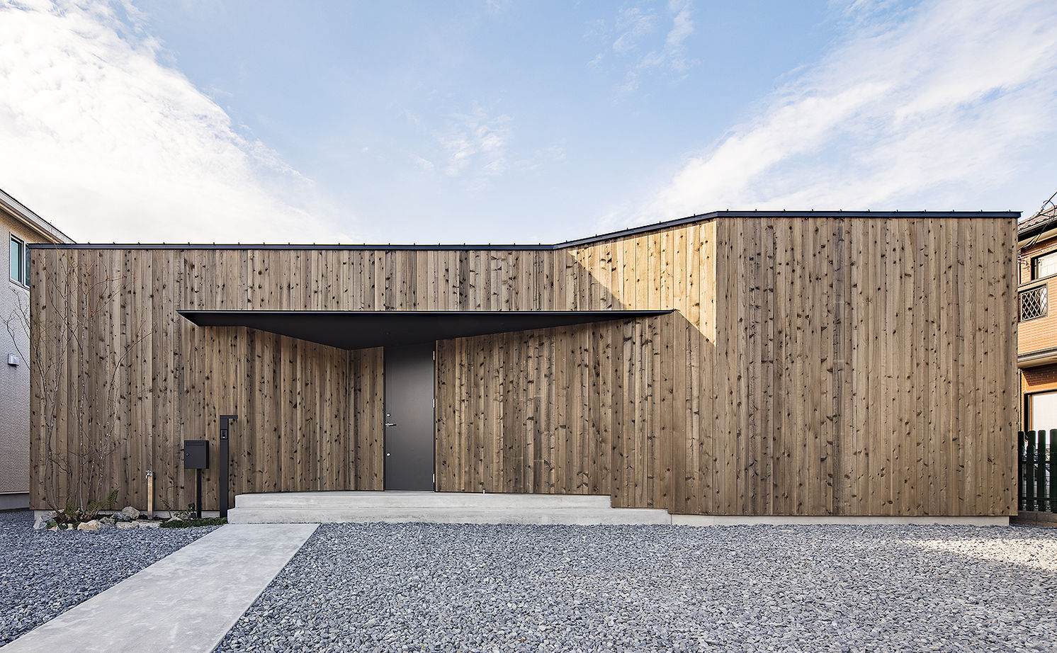 ＳＵＤＯホーム　須藤建設 【2000万円台/中庭/平屋】風の流れを回遊させるブーメラン形状の建物でプライバシーと開放感を両立の建築実例画像10