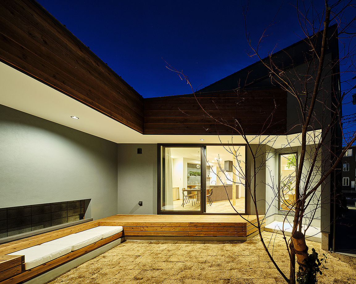 ＳＵＤＯホーム　須藤建設 【2000万円台前半｜41.6坪｜変形地】敷地の形を生かした斜めのLDKでのびやかな空間に ※間取り有※の建築実例画像2