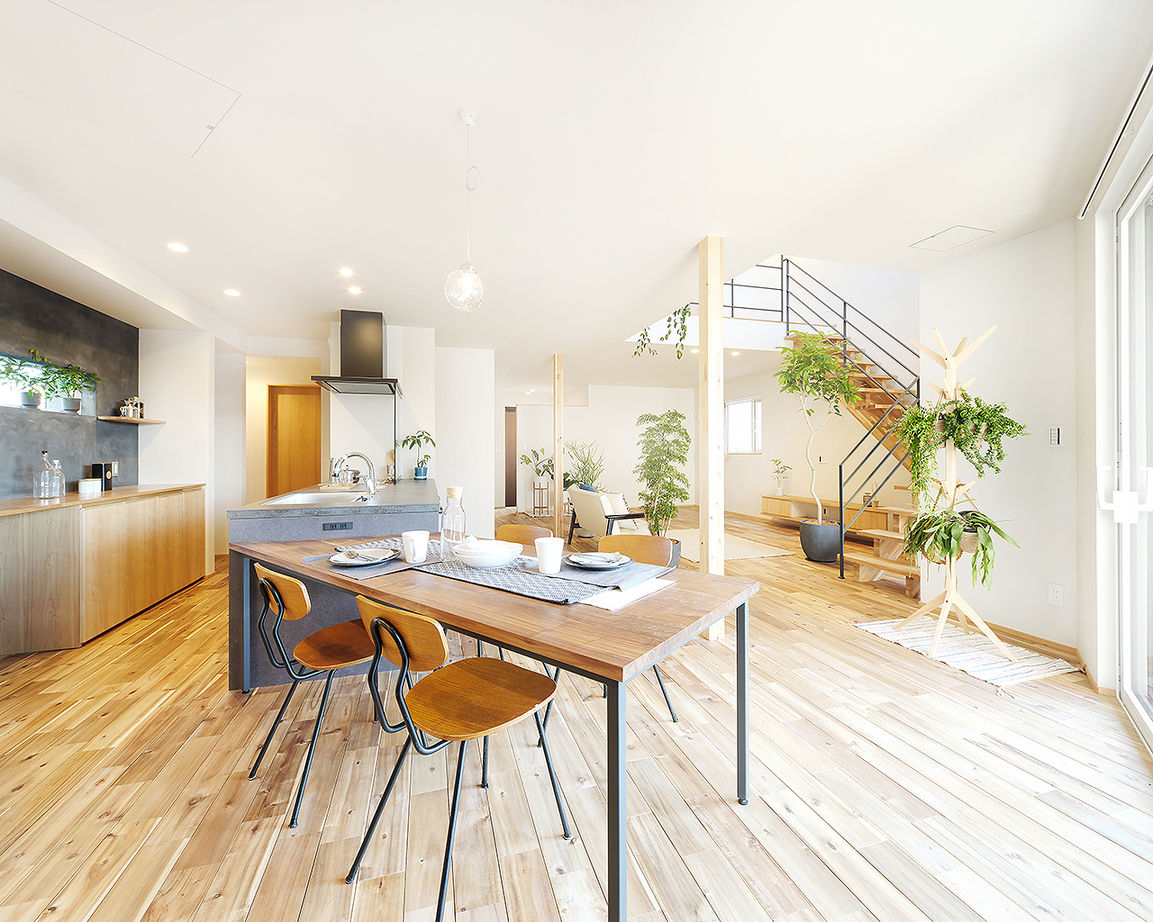 ＳＵＤＯホーム　須藤建設 【2000万円台前半｜41.6坪｜変形地】敷地の形を生かした斜めのLDKでのびやかな空間に ※間取り有※の建築実例画像5