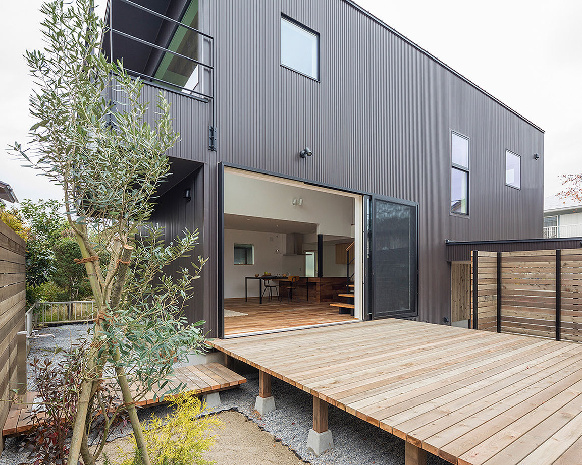 ＳＵＤＯホーム　須藤建設 【2000万円台前半｜32.9坪｜スキップフロア】敷地の高低差を生かした、メリハリのある大空間 ※間取り有※の建築実例画像3