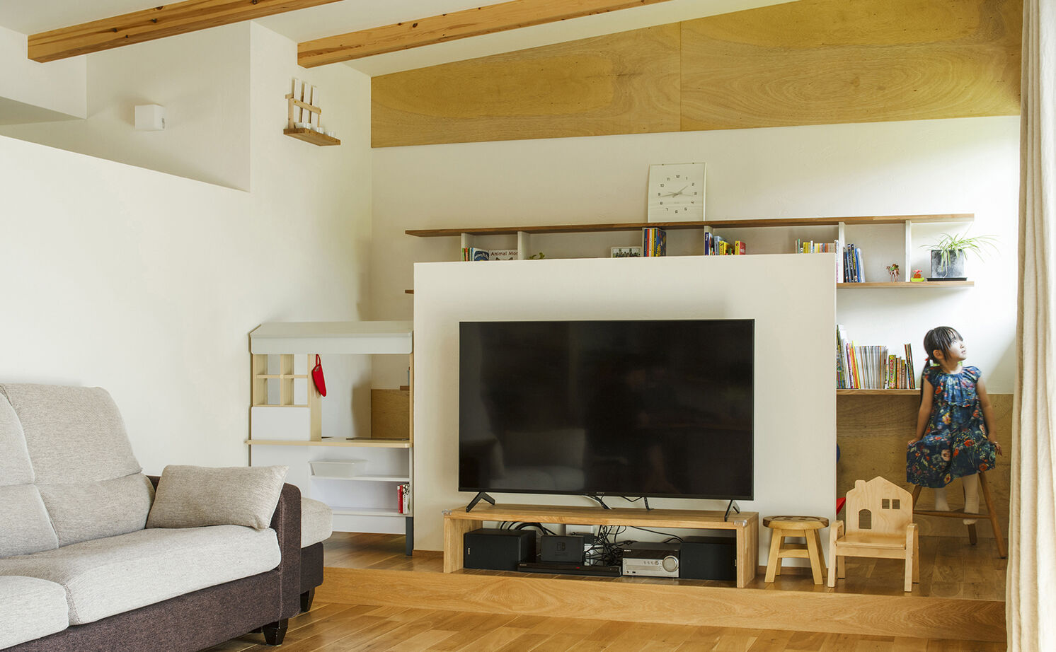 ＳＵＤＯホーム　須藤建設 【2000万円台後半｜32.6坪｜平屋】視線を気にせず、家族もゲストものびのびと。開放感と自由を楽しむ家の建築実例画像5