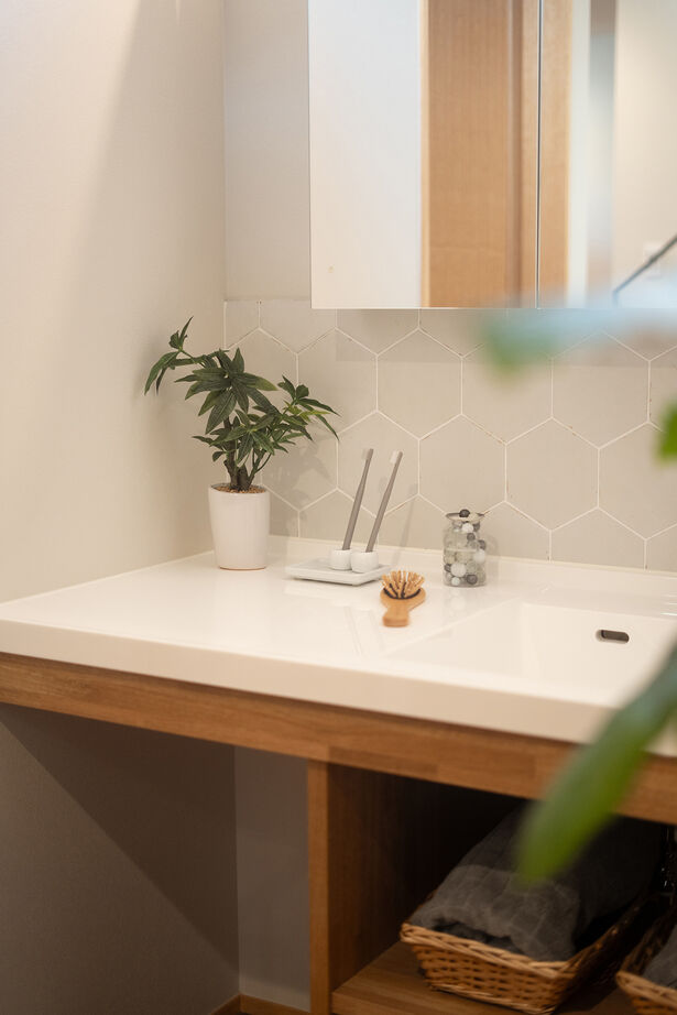 ＳＵＤＯホーム　須藤建設 【2000万円台後半｜43.8坪｜2階リビング】広い空と、家族の時間を愉しむLDK。自然素材も魅力（間取図あり）の建築実例画像11