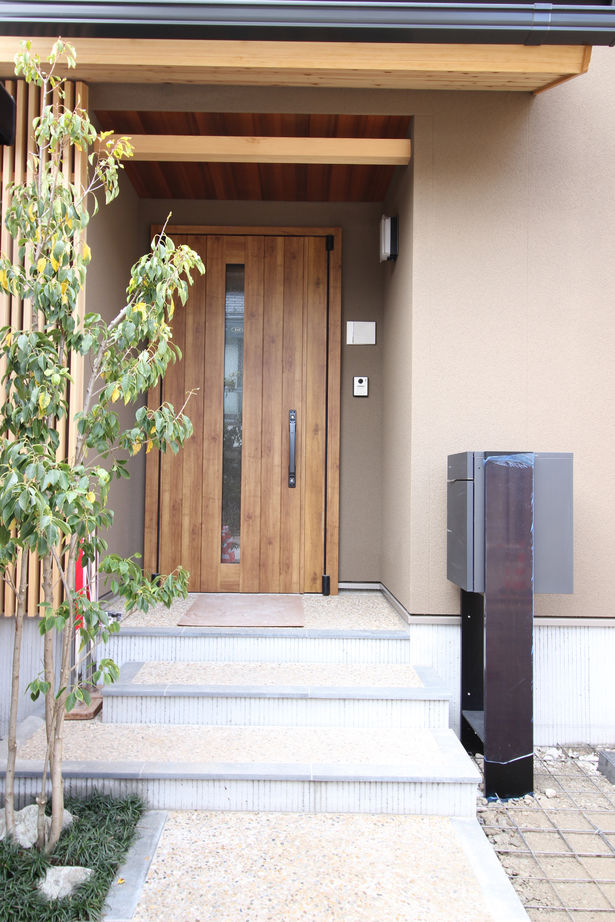 沢野建設工房 【天然木/耐震/防音/高気密・高断熱】天然ヒノキの大黒柱がある家の建築実例画像6