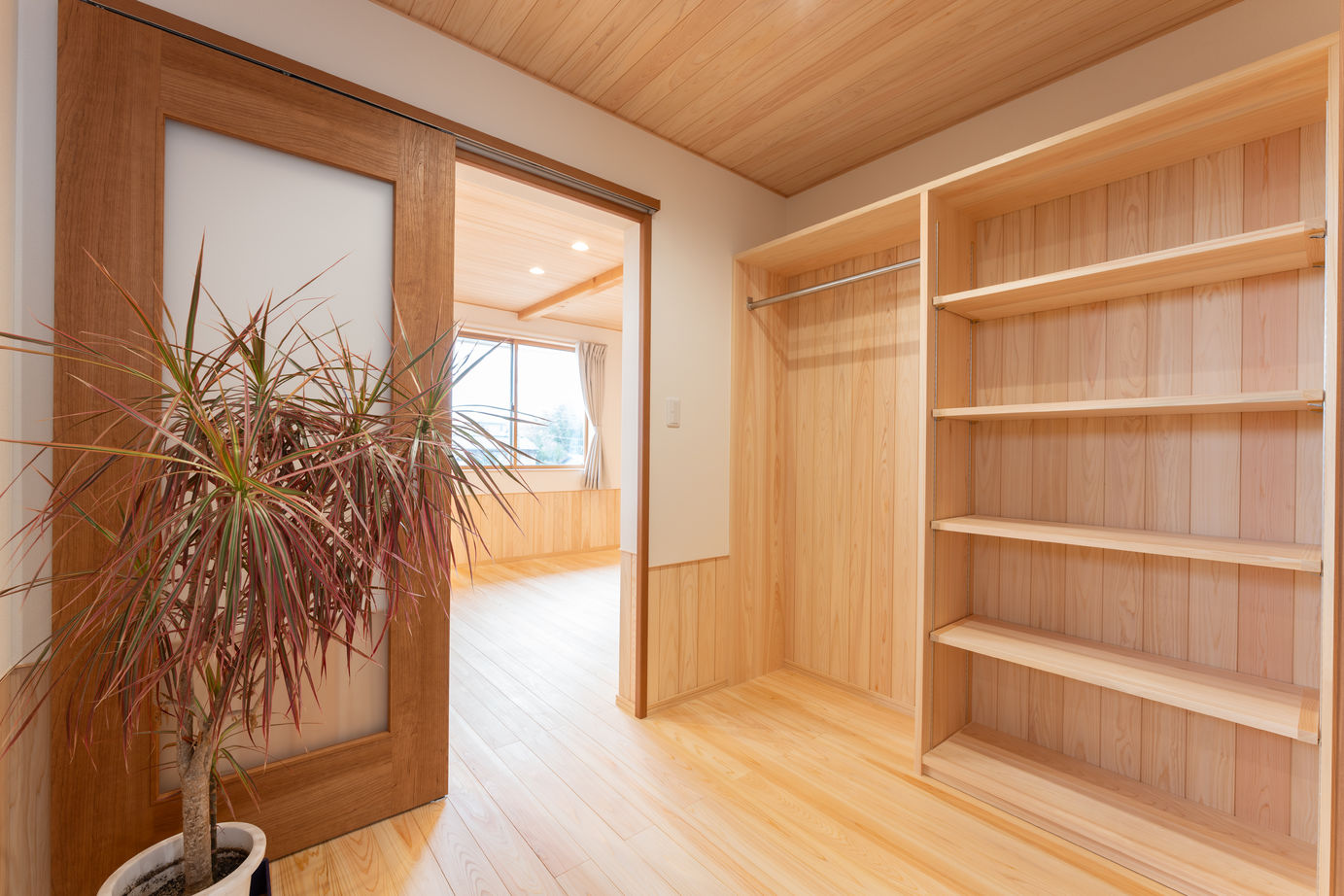 沢野建設工房 森の香りで和らぐ美容室の建築実例画像6