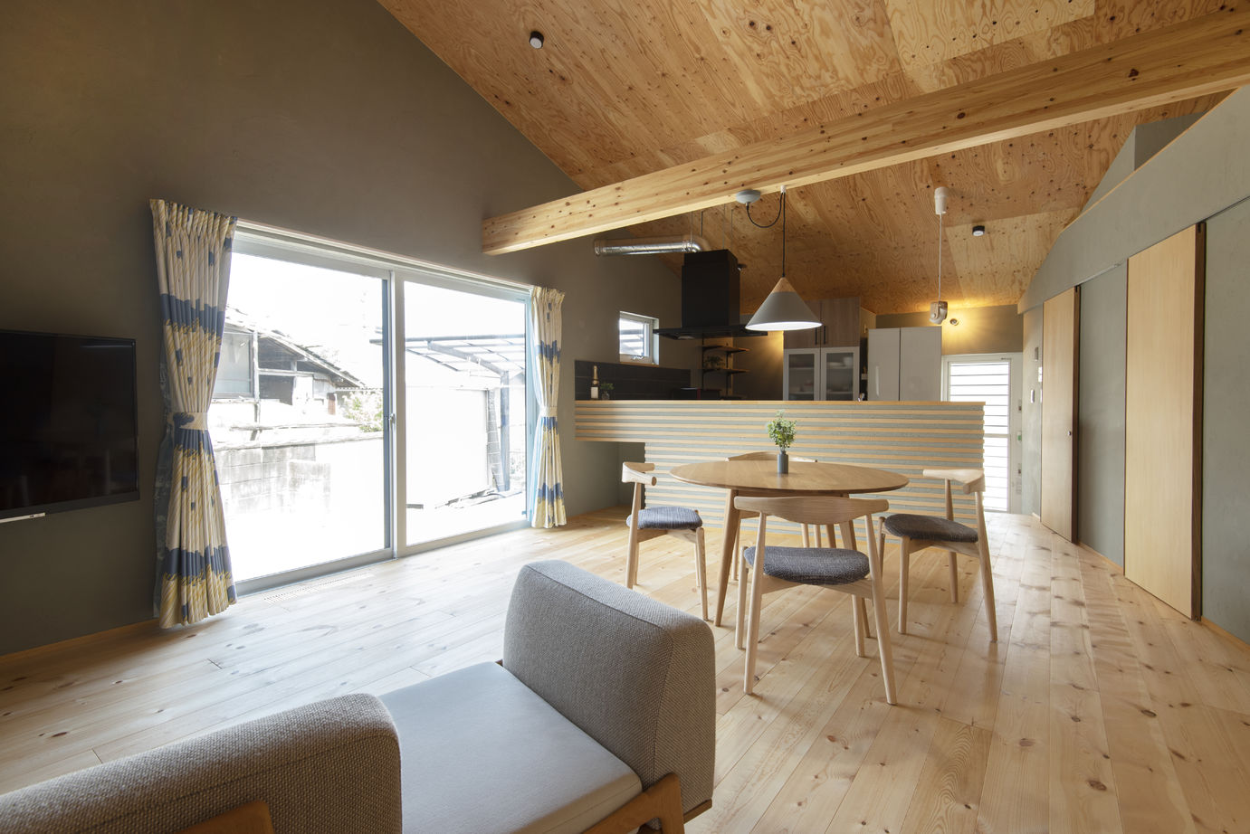 【SUUMO】 【1478万円/18坪/間取り図/平屋】64坪の変形地を生かし、デザイン・性能を両立した4人家族の住まい - カスケの家 （カ ...