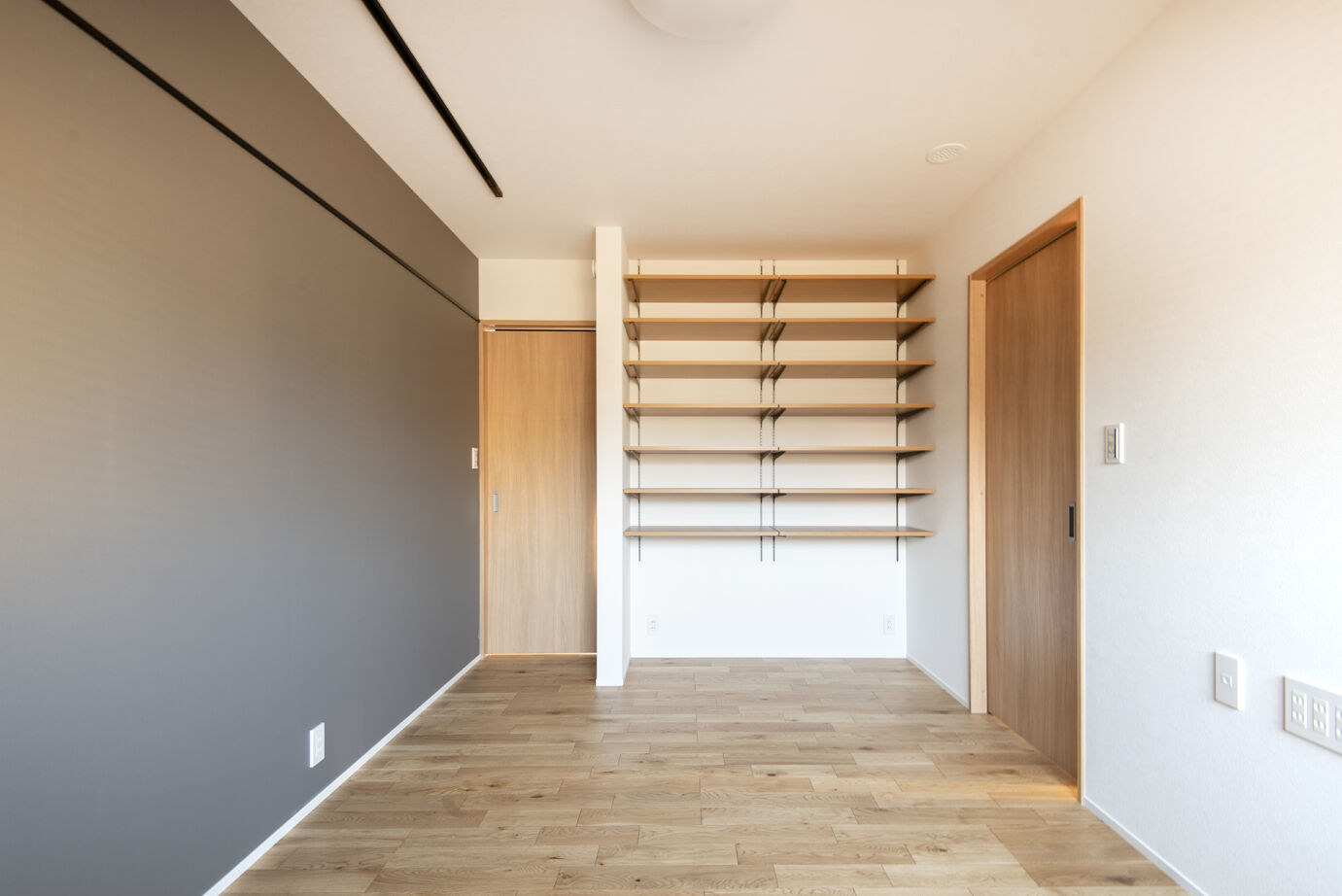 カスケの家　（カスケホーム） 【2,380万円/20坪/間取り図】趣味を楽しみながらシンプルに暮らす、リビングアクセス動線の平屋の建築実例画像6