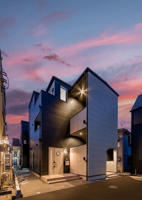 ファミリーコーポレーションの建築実例画像