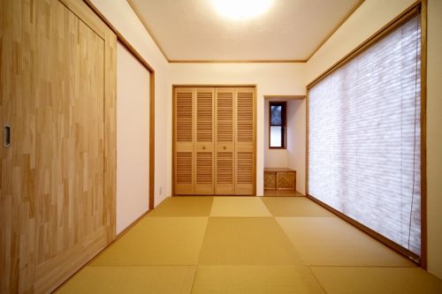 ケンテムハウス／無添加住宅 北欧風デザインが素敵な、漆喰の壁と自然素材に包まれた輸入住宅テイストのお家の建築実例画像6