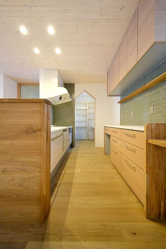 ケンテムハウス／無添加住宅 大胆な挿し色が映える、北欧デザインのスカンジナビアスタイルの家の建築実例画像5