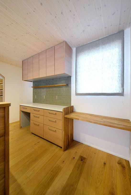 ケンテムハウス／無添加住宅 大胆な挿し色が映える、北欧デザインのスカンジナビアスタイルの家の建築実例画像6