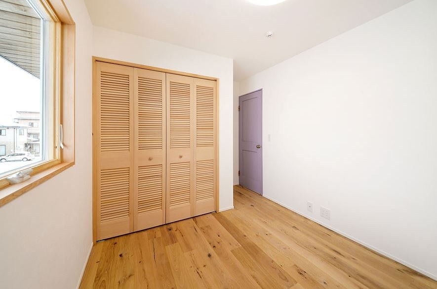 ケンテムハウス／無添加住宅 大胆な挿し色が映える、北欧デザインのスカンジナビアスタイルの家の建築実例画像8