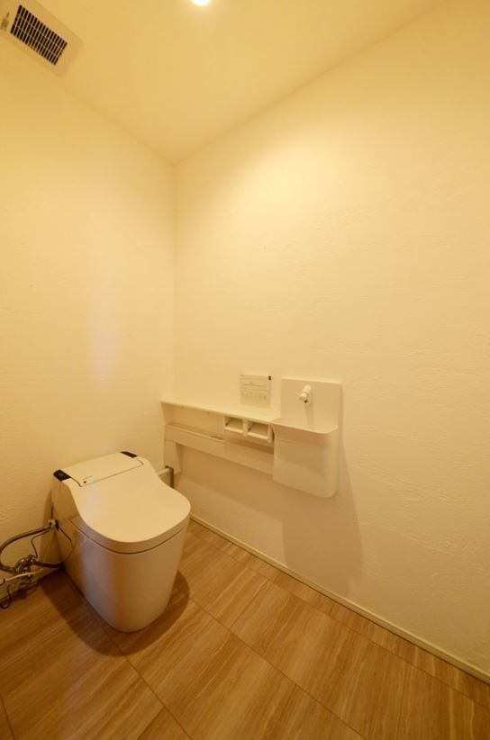 ケンテムハウス／無添加住宅 高い天井がもたらす、開放感が心地いい平屋の住まいの建築実例画像8