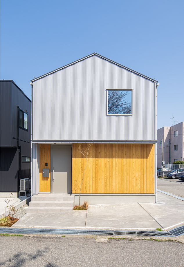 エツサス 【吹き抜け・フリースペース】2階フリースペースを有効活用。吹き抜けからの眺望を楽しめる家の建築実例画像5