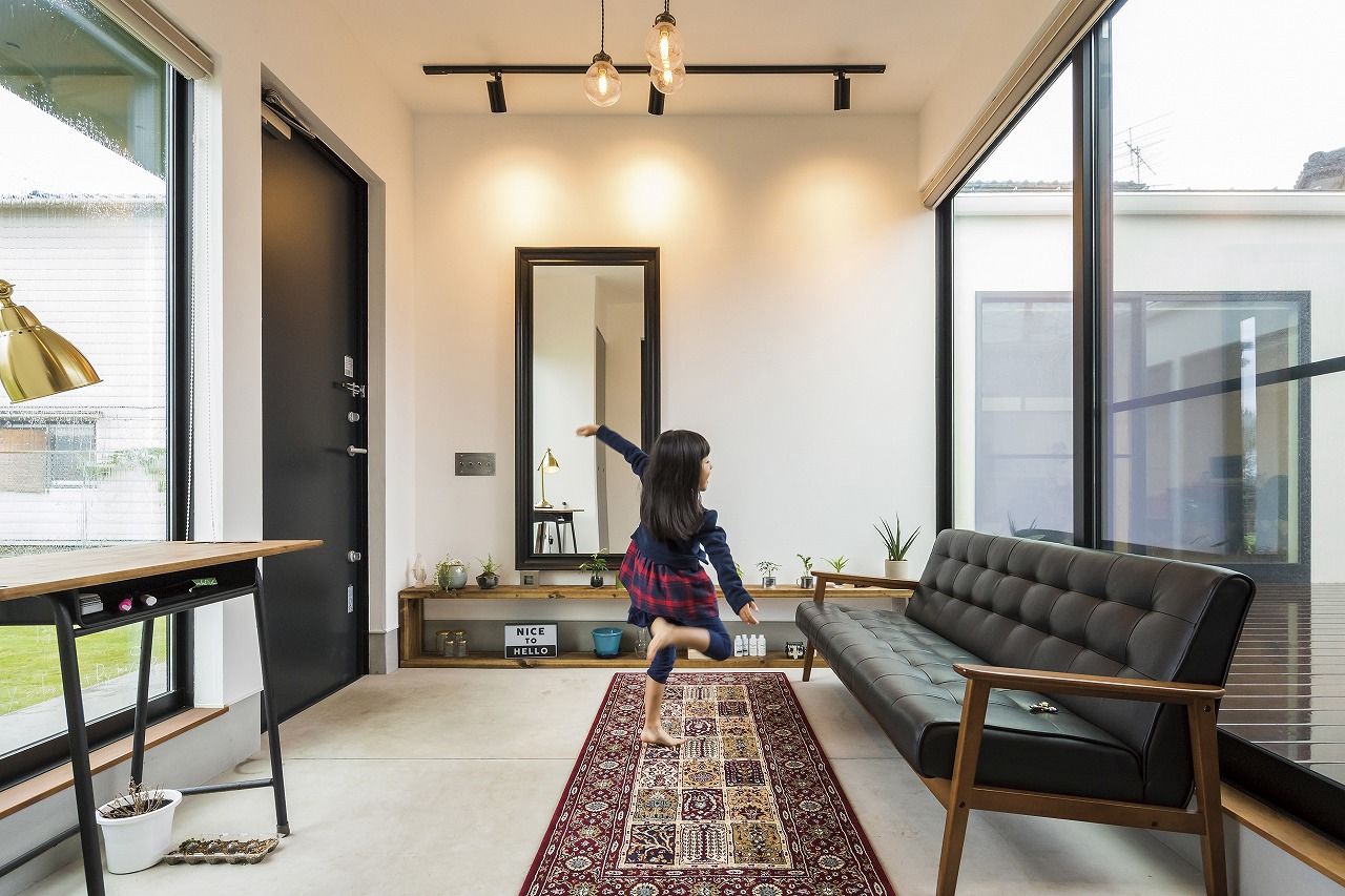 ソラマド埼玉 【平屋／中庭／間取り有】自由設計だから叶った美しい外観とロの字型プランは、セルフプロデュースで実現の建築実例画像2