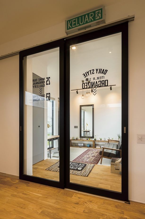 ソラマド埼玉 【平屋／中庭／間取り有】自由設計だから叶った美しい外観とロの字型プランは、セルフプロデュースで実現の建築実例画像4