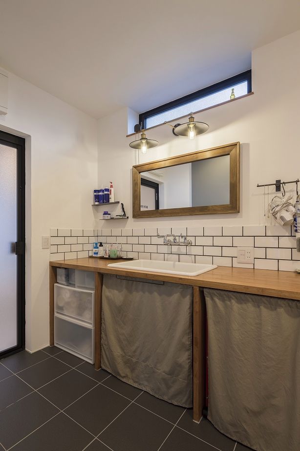 ソラマド埼玉 【平屋／中庭／間取り有】自由設計だから叶った美しい外観とロの字型プランは、セルフプロデュースで実現の建築実例画像9