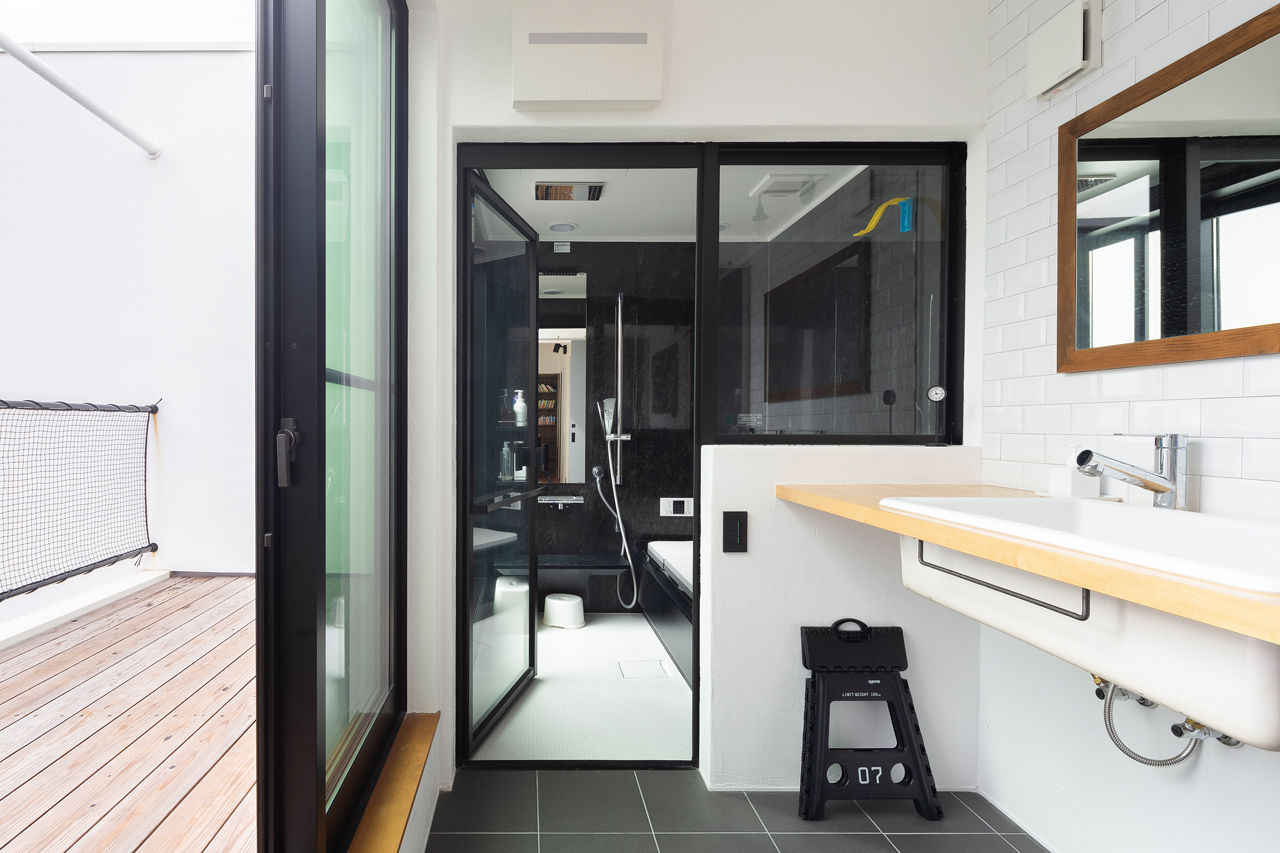 ソラマド埼玉 【 2000万円台／中庭／吹き抜け／間取り有】吹き抜けに張った大きなハンモックは、家族の大好きな遊び場の建築実例画像3