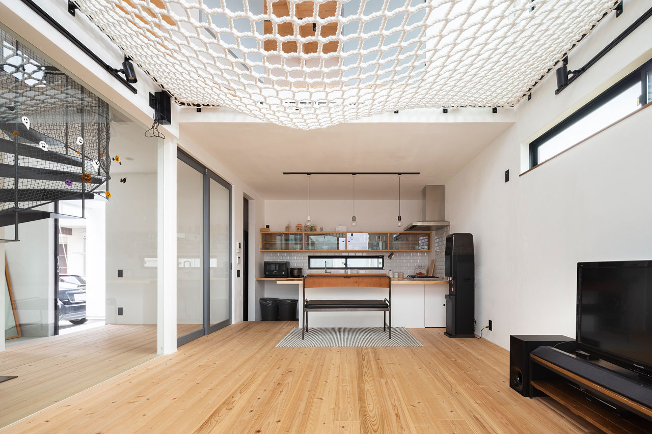 ソラマド埼玉 【 2000万円台／中庭／吹き抜け／間取り有】吹き抜けに張った大きなハンモックは、家族の大好きな遊び場の建築実例画像7