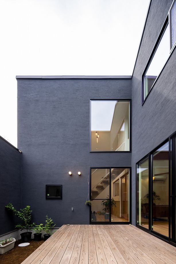 ソラマド埼玉 【中庭／吹き抜け／間取り有】理想だった中庭のある暮らしを満喫。きめ細かなアフターフォローにも大満足! の建築実例画像9